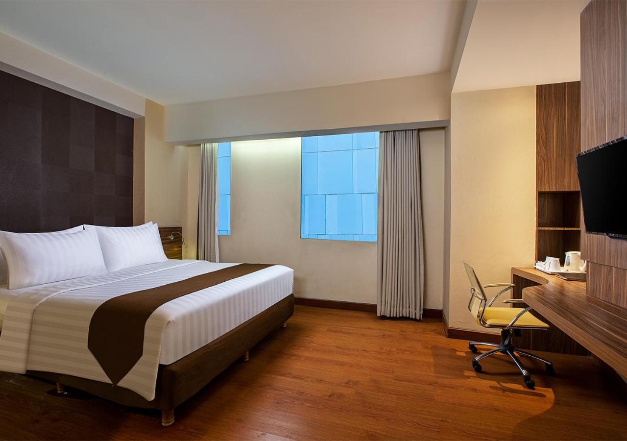 Prime Park Hotel & Convention Pekanbaru Extérieur photo