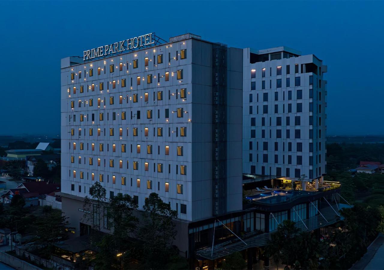 Prime Park Hotel & Convention Pekanbaru Extérieur photo