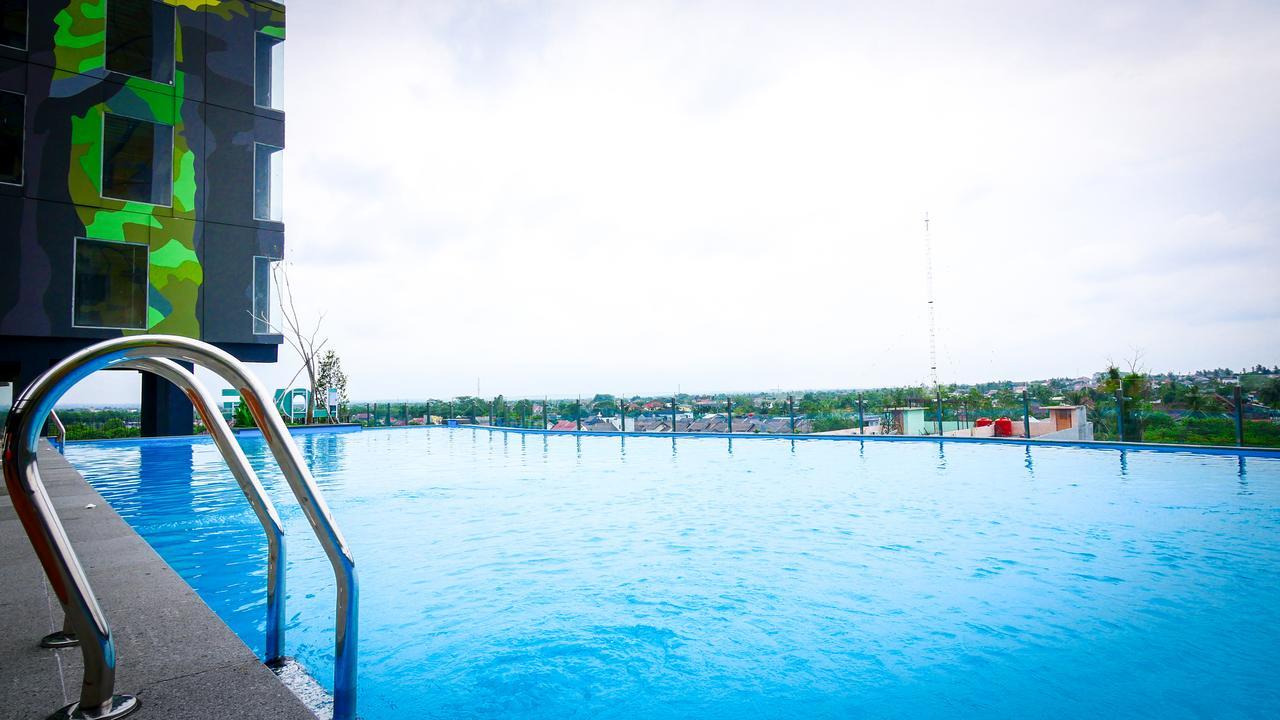 Prime Park Hotel & Convention Pekanbaru Extérieur photo