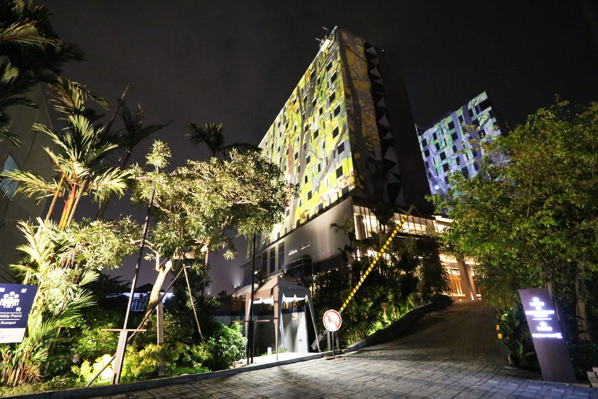 Prime Park Hotel & Convention Pekanbaru Extérieur photo